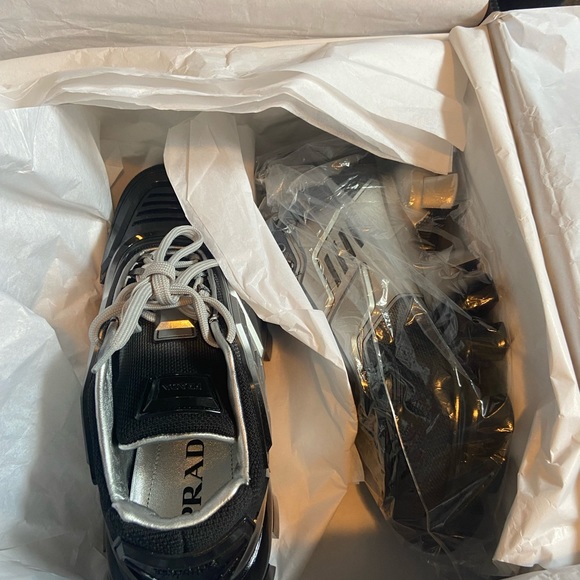 PRADA CLOUDBUST - Picture 10 of 10